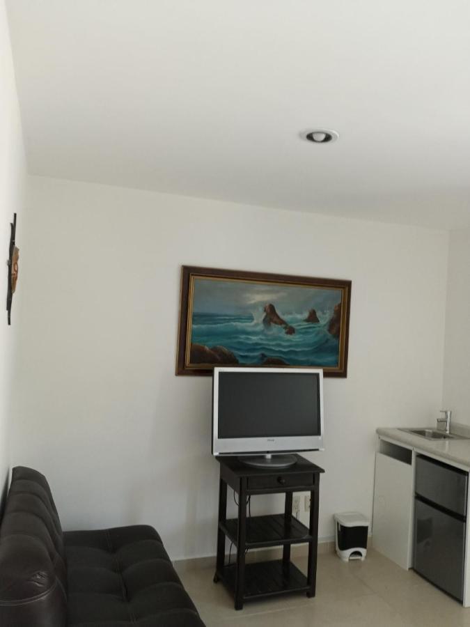 Milenio III B&B เกเรตาโร ภายนอก รูปภาพ